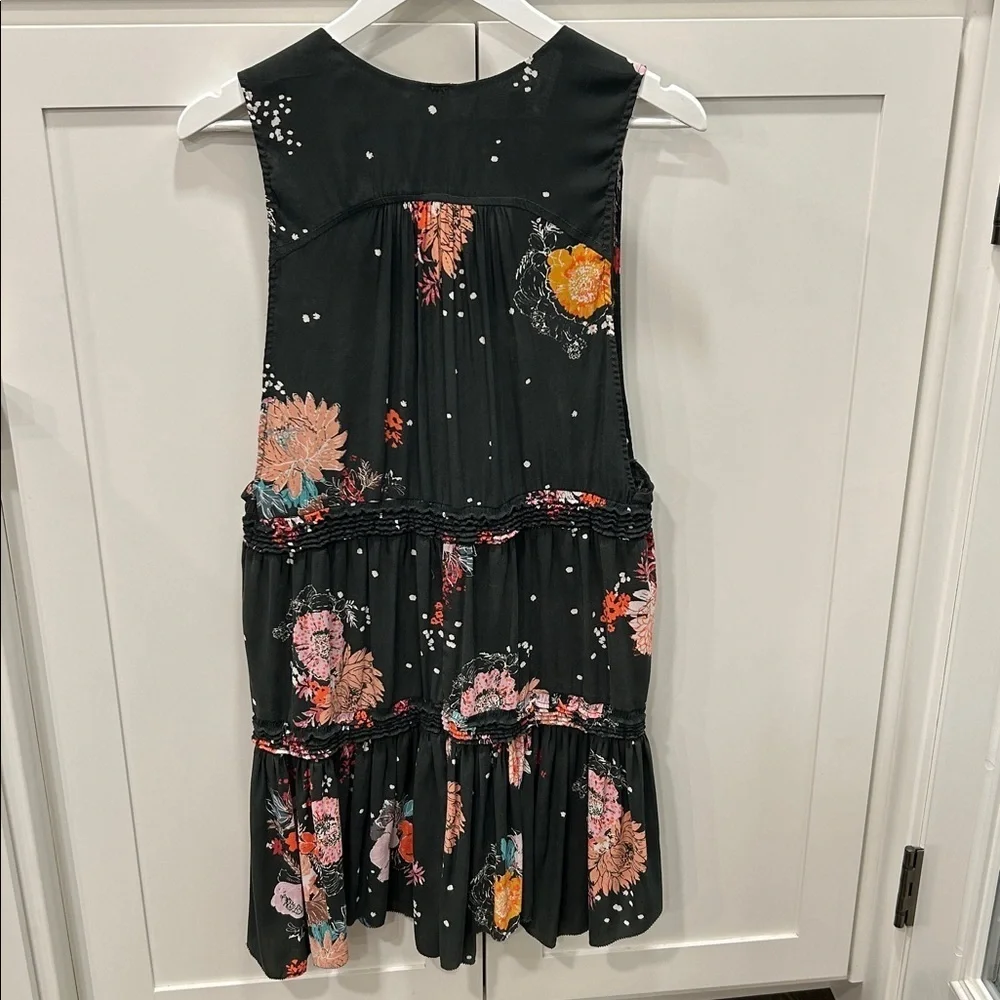 Free People Dark Green Haze Floral Tunic Top Size Large
